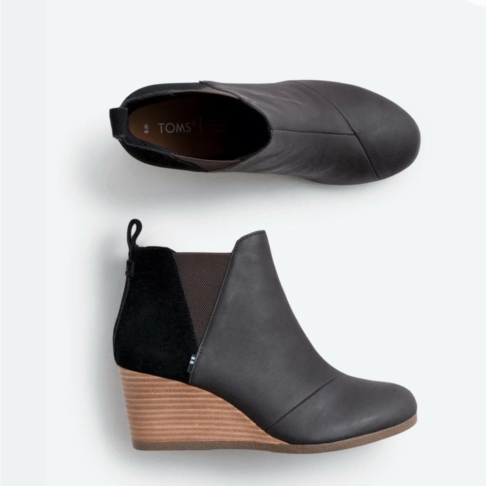 TOMS Women's Black Wedge Ankle Boots NWT